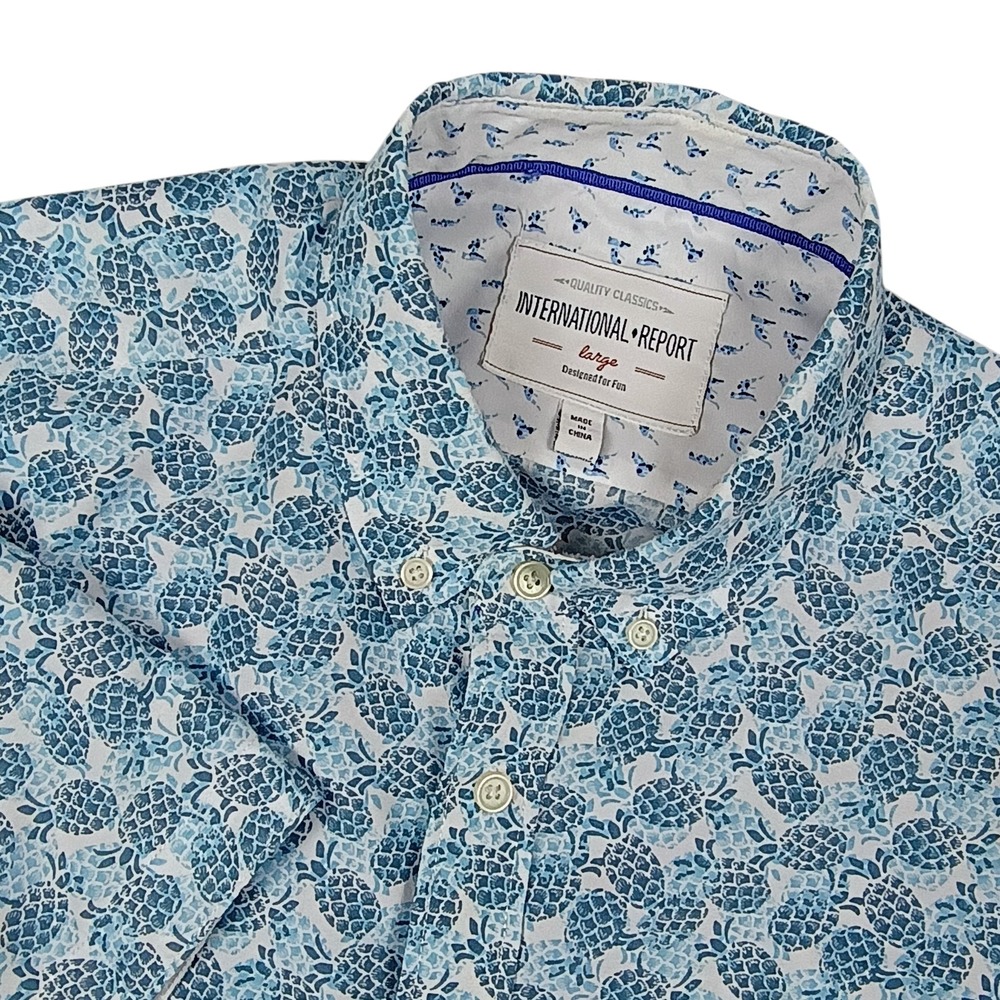 International Report Men's Large Blue White Ditsy Floral‎ Pineapple Short Sleeve